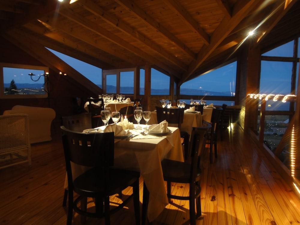 Blanca Patagonia Hosteria Boutique Y Cabanas El Calafate Luaran gambar